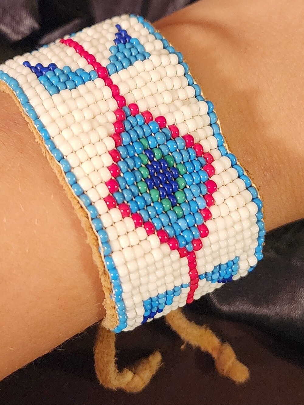 Vintage Native American Artisan Made Beaded Suede Cuff Bracelet
